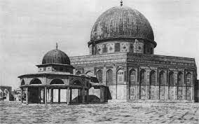 تأثير الإسلام على القدس: محور الروحانية والتاريخ